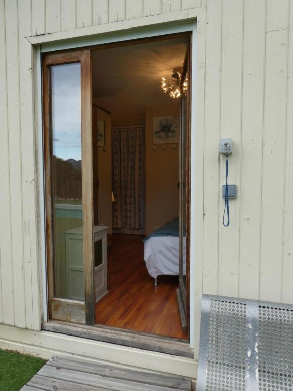 Chambre Le Mas D'Adelice Taulignan Exterior photo